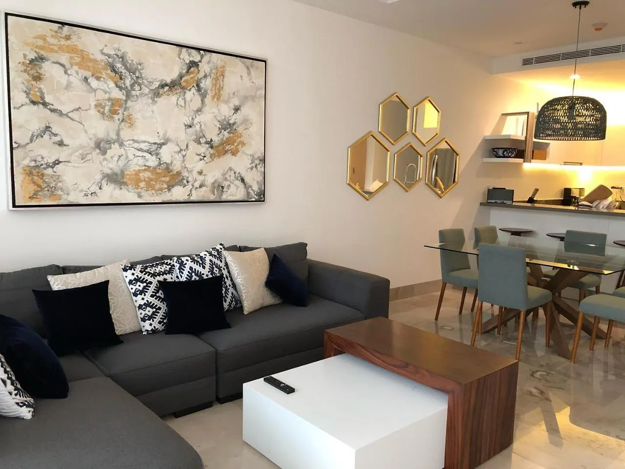 アパート Departamento De Lujo En Oceana Residences プレヤデルカーメン